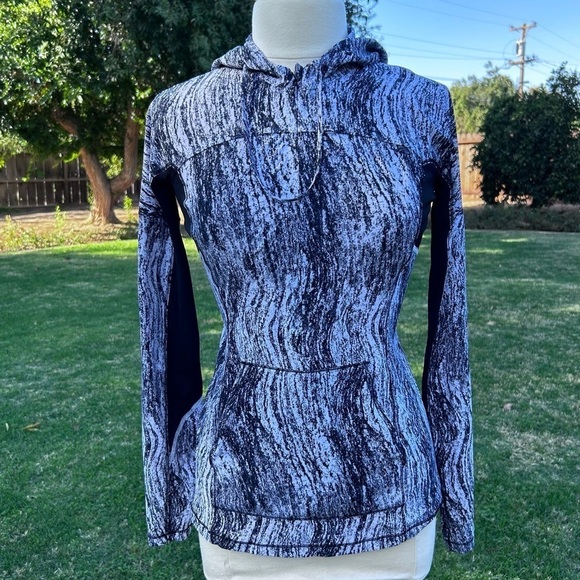 LULULEMON Runbeam Hoodie Heat Wave Print | Size 6 - Picture 2 of 16